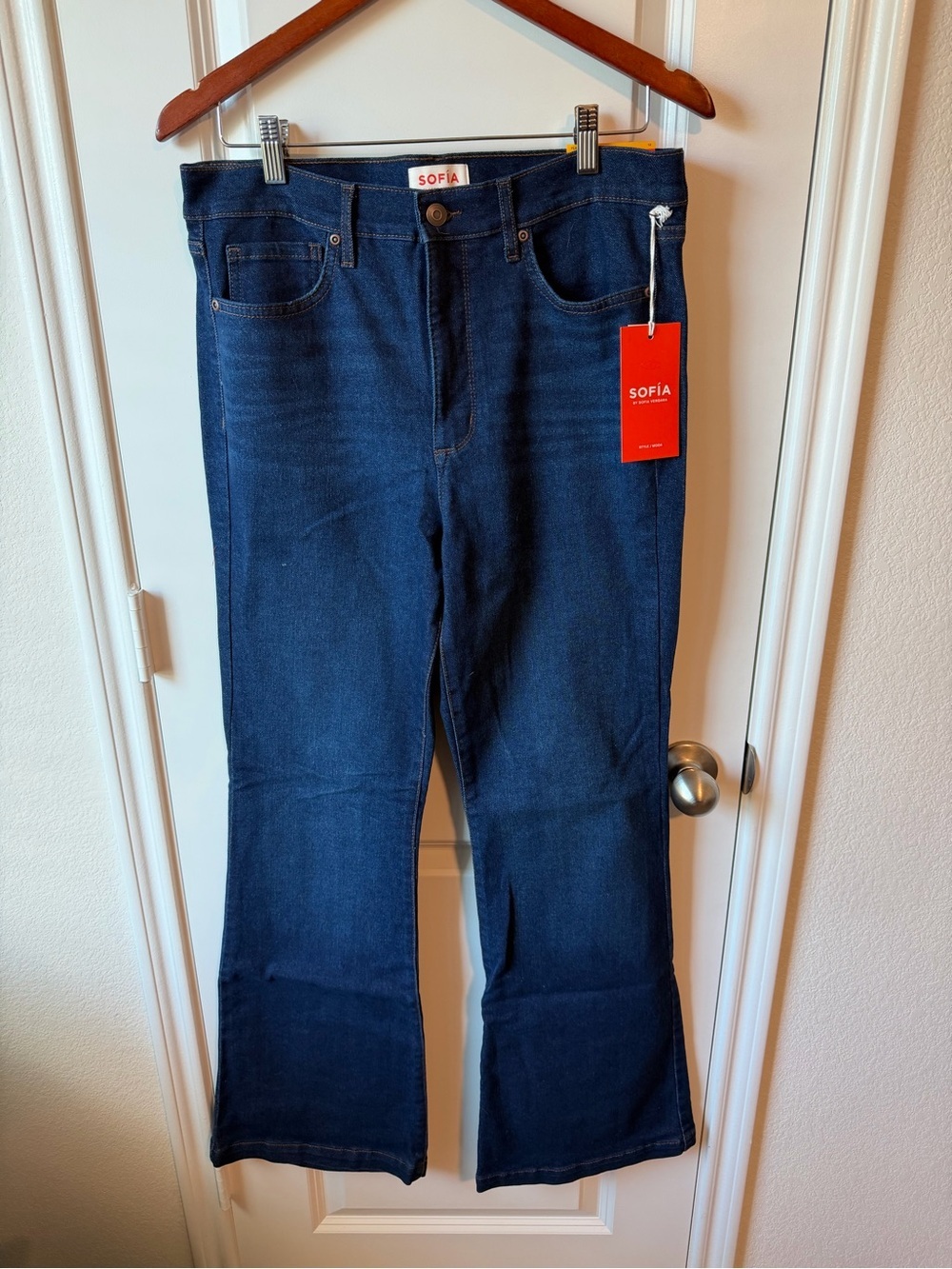 ⚡️NWT Sofia by Sofia Vergara Dark Indigo Flare High-Rise Jeans